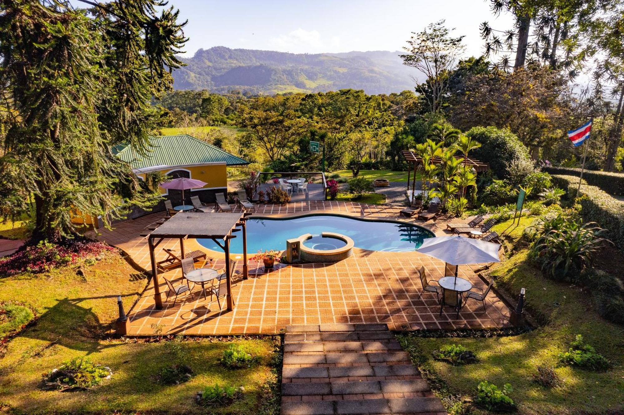 Hotel Villa Florencia Turrialba Esterno foto